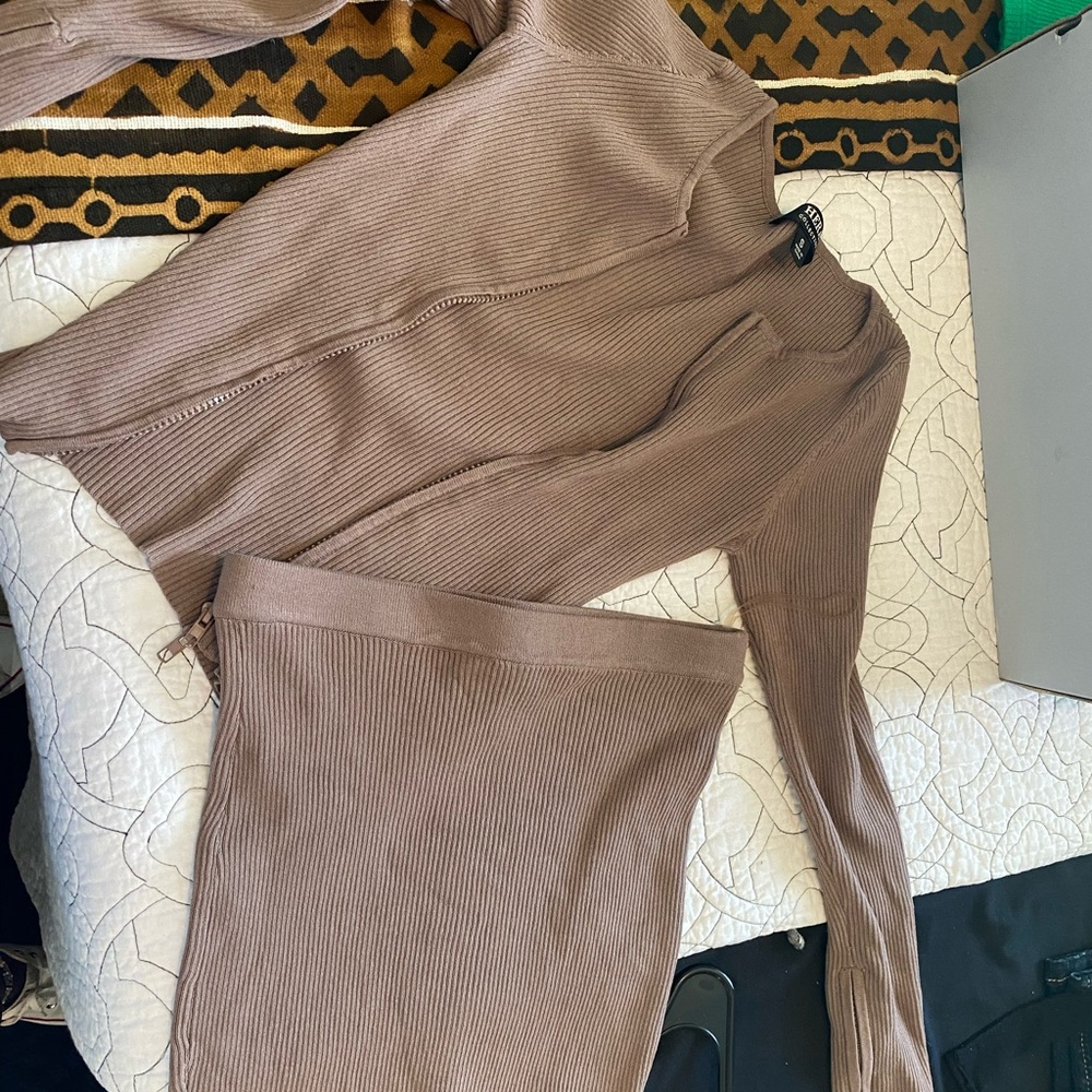 Taupe skirt set